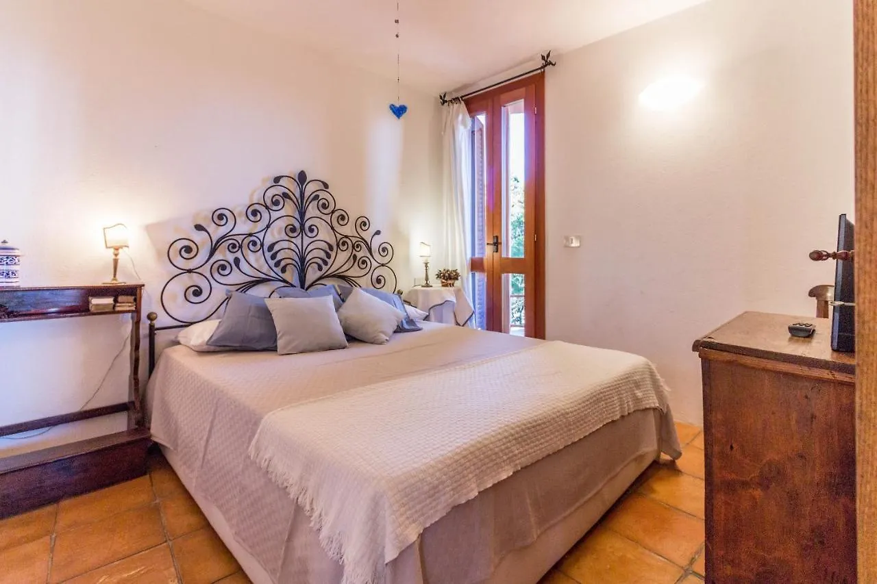 Appartement Cala Flores Sea View Apt 400M From The Beach! Porto Cervo Italië