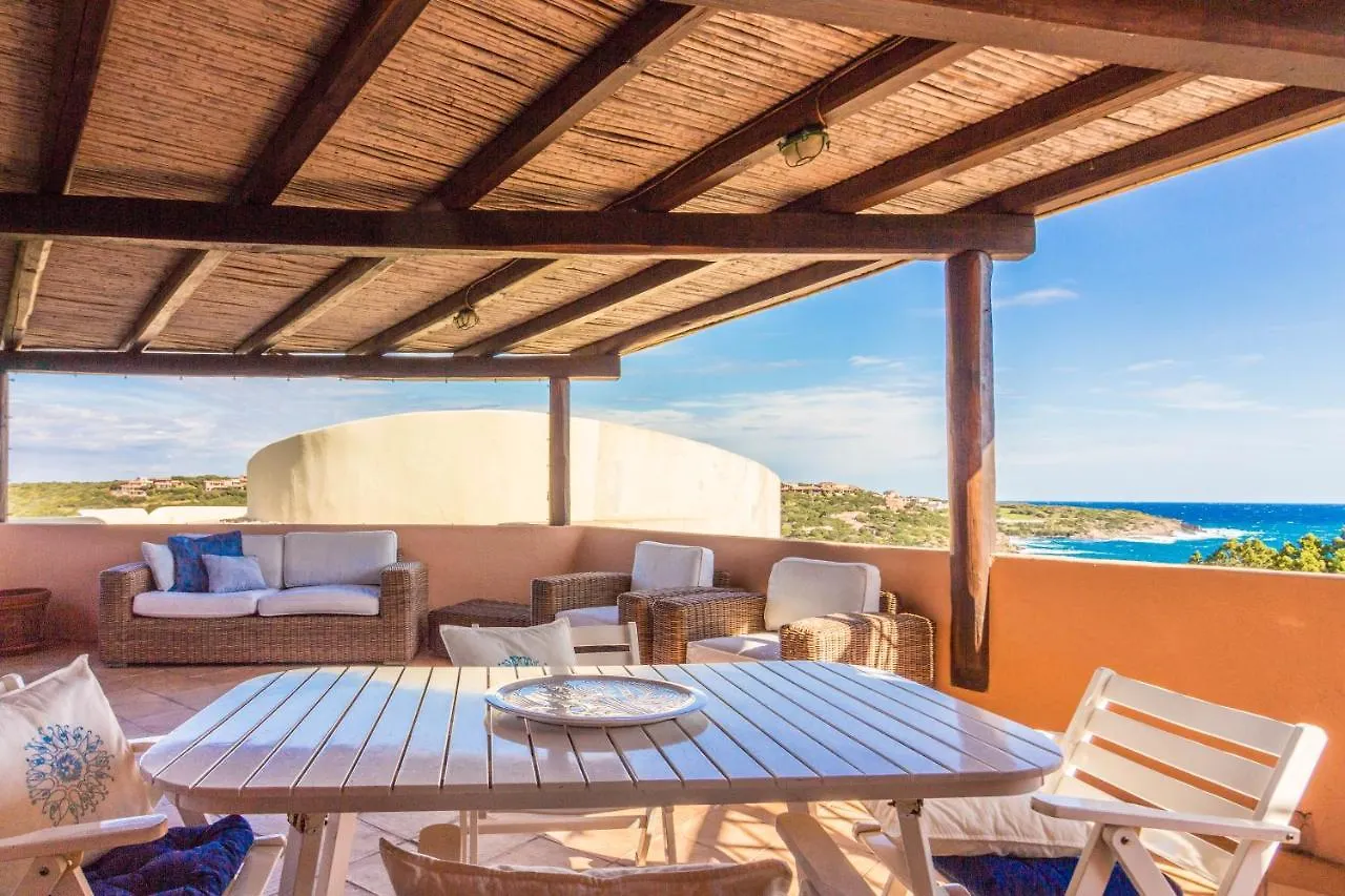 Cala Flores Sea View Apt 400M From The Beach! Porto Cervo Itália